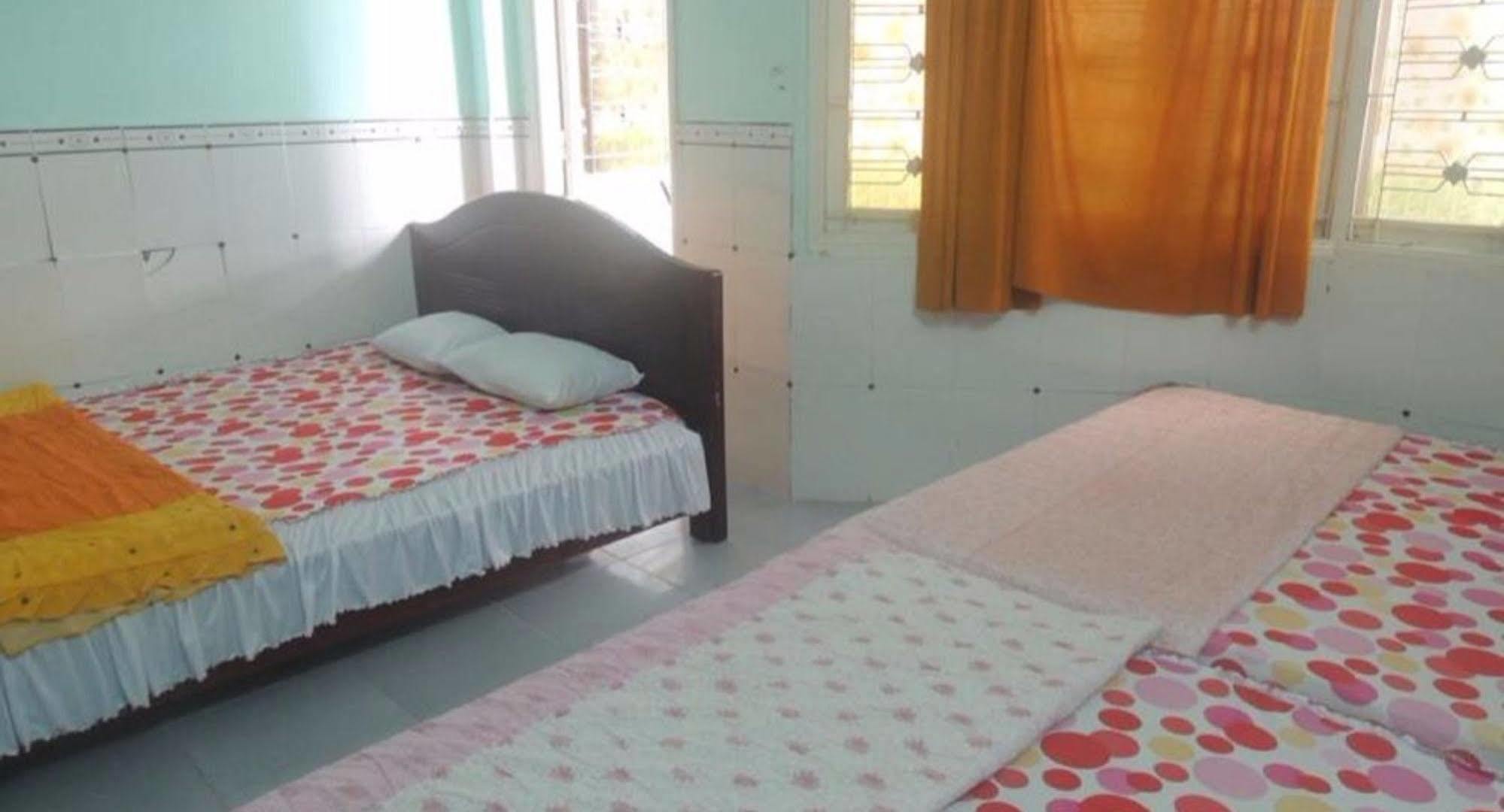 Nam Phuong Hostel Vung Tau Exterior photo